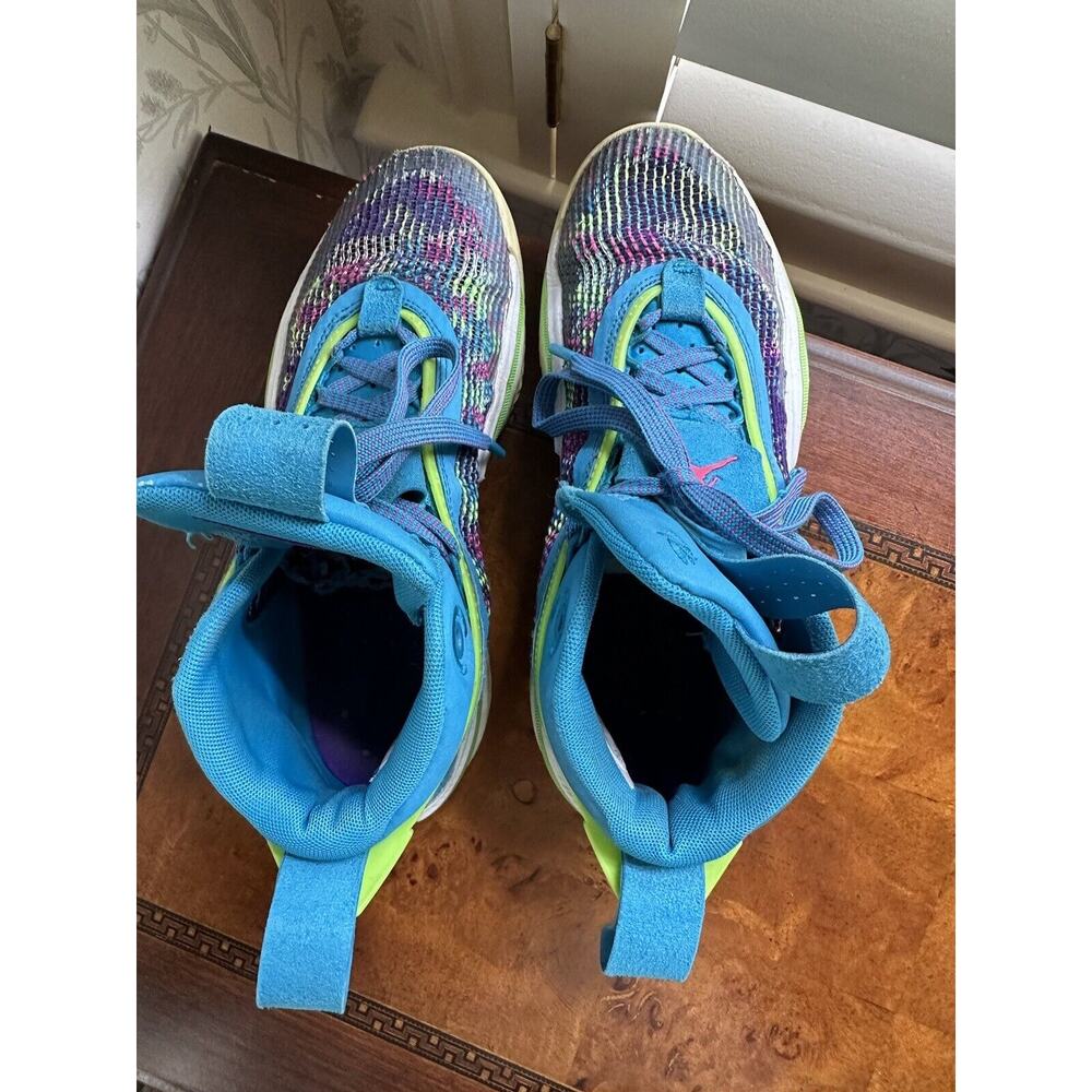 Size 8- Luka Doncic x Air Jordan 36 PF Low Laser Blue Youth 5.5, W 8. EUR 38 - Picture 6 of 9